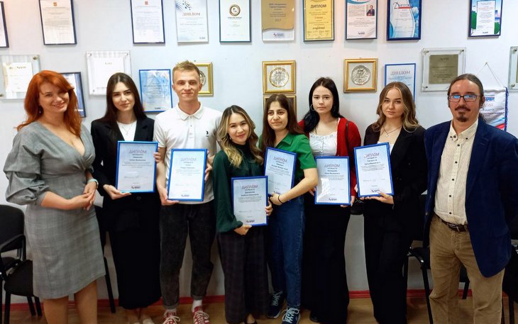 Компания «Астрахань-Гарант-Сервис» наградила лучших студентов-клиницистов