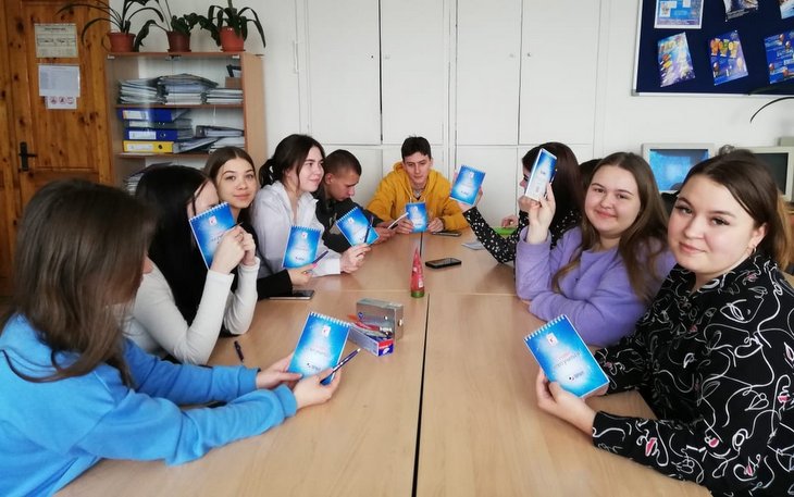 Студенты Новгородского агротехнического техникума  приняли участие в деловой игре «Изучаем законодательство. Защита прав потребителей»