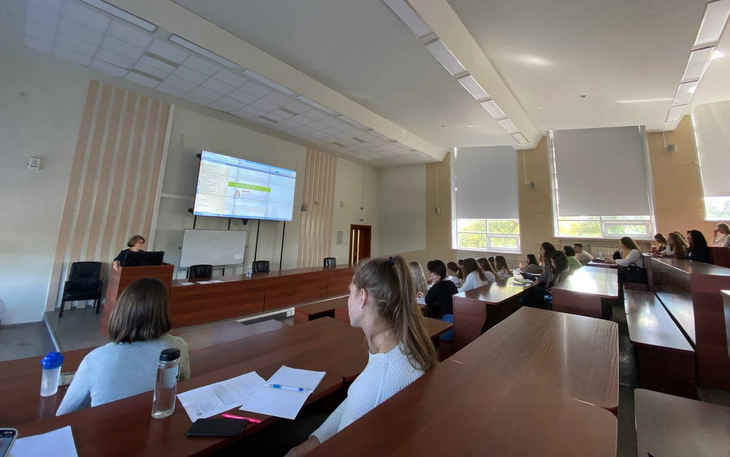 Студенты Сибирского Федерального университета активно врываются в учебный процесс вместе с системой ГАРАНТ