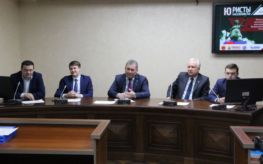 Более 200 жителей Алтайского края получили юридическую помощь в рамках «Снежного десанта»
