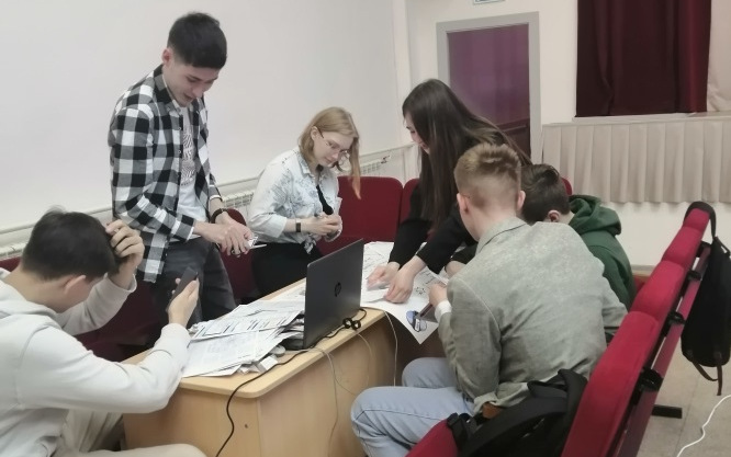 В Челябинске прошла межвузовская игра на знание правовых вопросов и системы ГАРАНТ