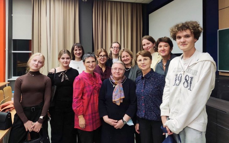   -  0+:      :  LegalTech