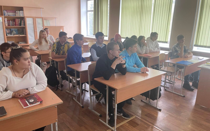Челябинские школьники познакомились с системой ГАРАНТ