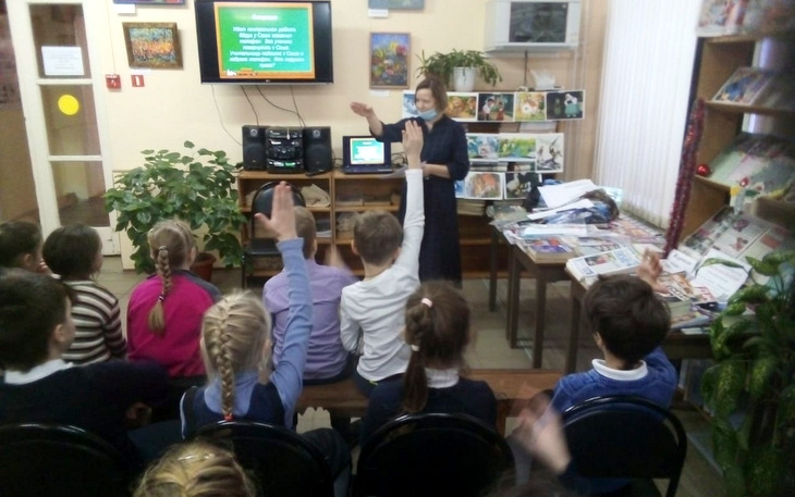 В библиотеке имени Д.М. Балашова прошел урок правовой грамотности для школьников