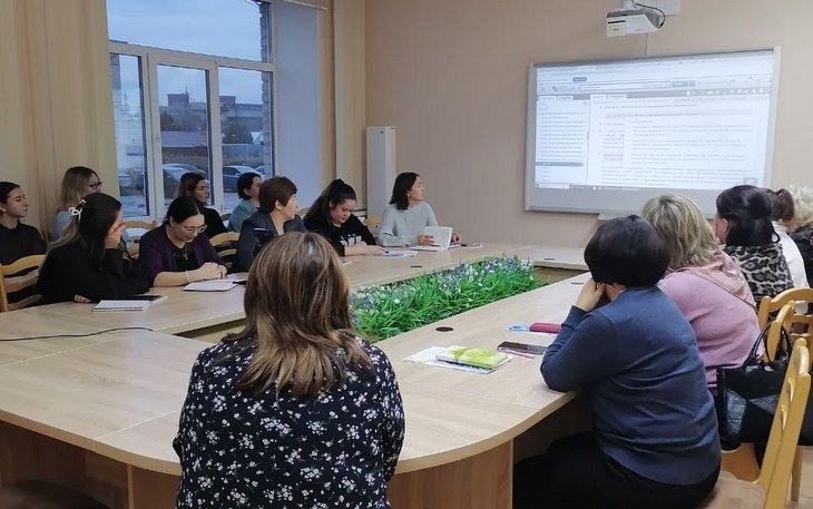 Преподаватели Чебоксарского колледжа познакомились с современными правовыми технологиями