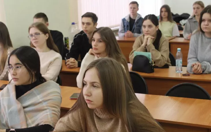 Студенты Ульяновского филиала РАНХиГС проходят обучение по работе с системой ГАРАНТ