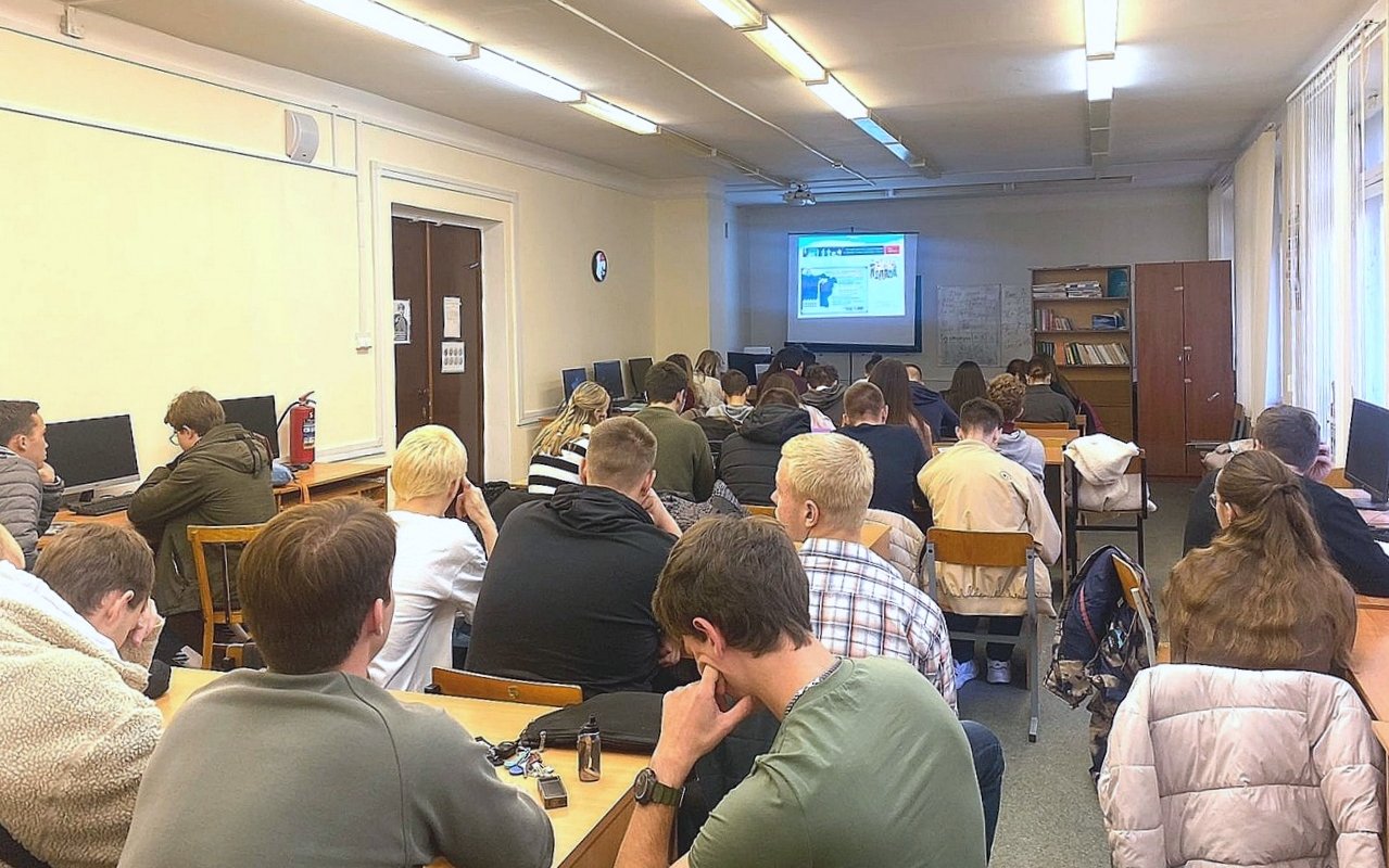 В юридическом институте НовГУ имени Ярослава Мудрого прошло занятие по системе ГАРАНТ